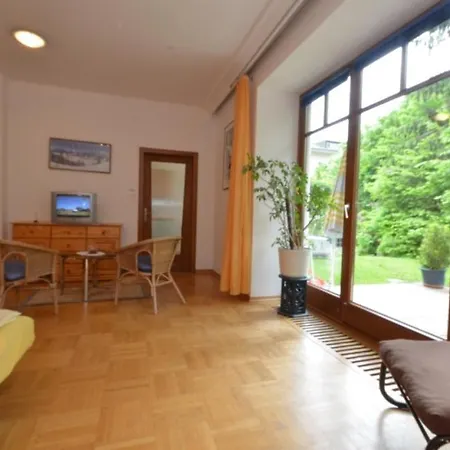 Gartenapartment * 젤암제